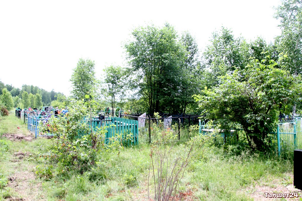 Посещение кладбищ в Иркутской области запретили из-за коронавируса и клещей