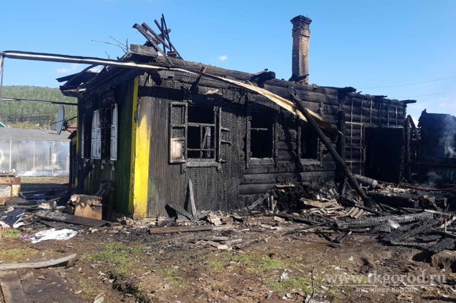 Семья из трёх человек пострадала на пожаре в частном доме в посёлке Большой Луг Шелеховского района