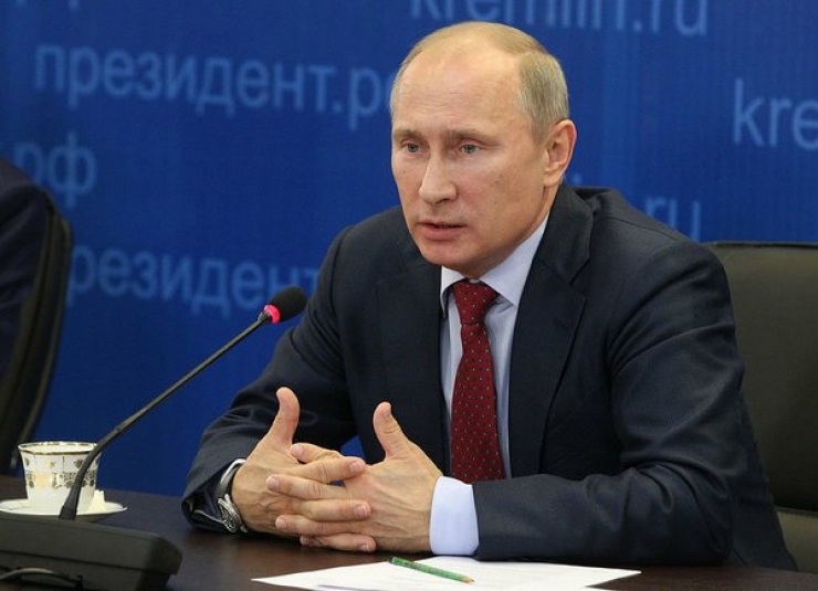 "Родные мои, потерпите": Путин продлил режим изоляции для одной категории россиян