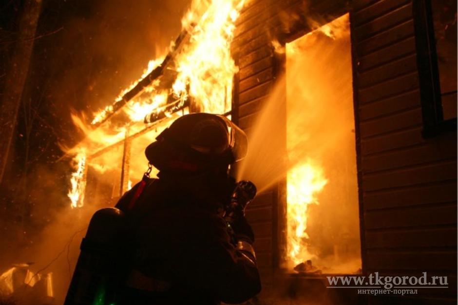 Полицейские Ангарска задержали мужчину, который спалил дом, чтобы скрыть следы кражи