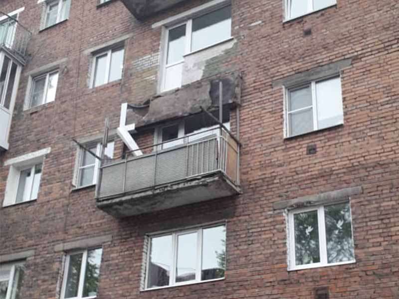 Мужчина пострадал при обрушении балкона пятиэтажки в Тулуне <meta itemprop=url content=https://irksib.ru/allnews/13-incients/18600-muzhchina-postradal-pri-obrushenii-balkona-pyatietazhki-v-tulune />