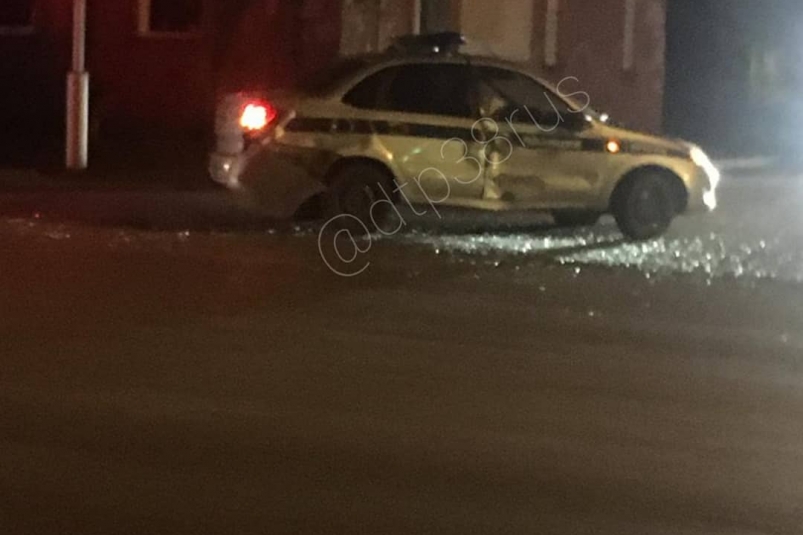 Дорожная авария с участием полицейской машины произошло в Иркутске