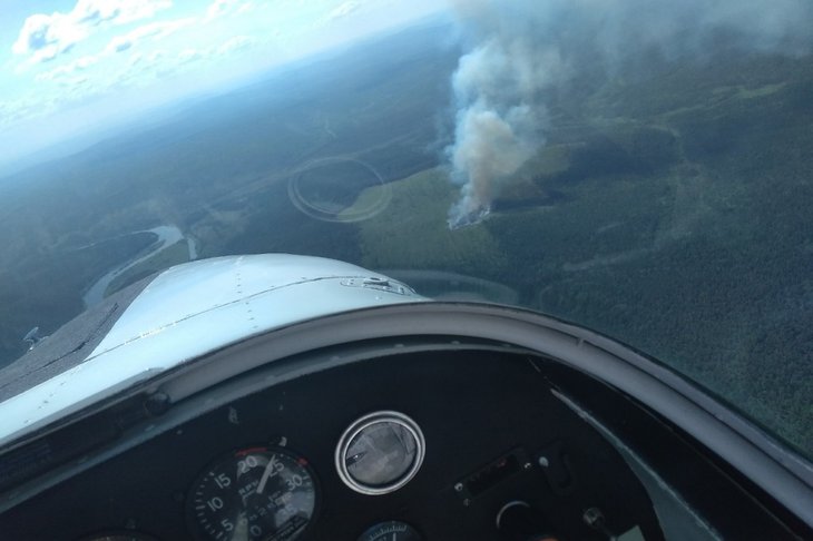 В Иркутской области действуют два лесных пожара, возникшие из-за гроз