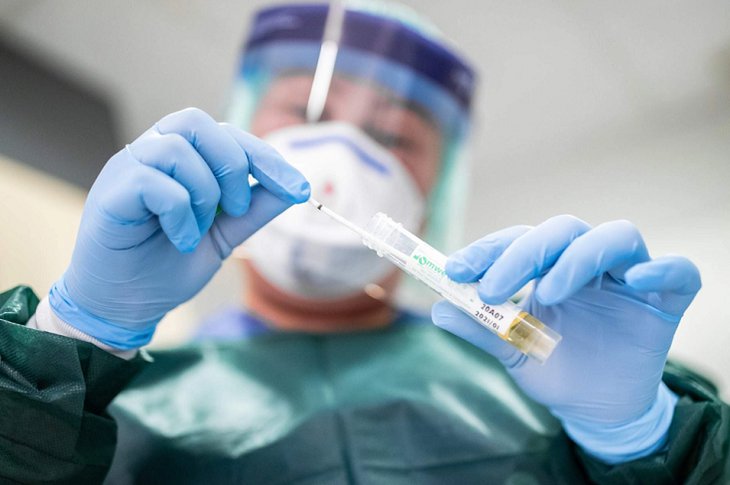 8 915 новых случаев коронавируса подтвердили в России за сутки