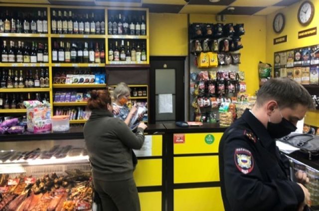 Рейды по незаконной продаже алкоголя проводят в Иркутской области