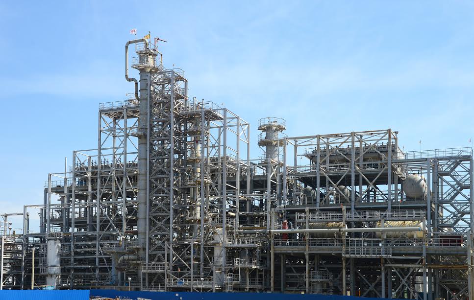 АНХК продолжает строительство комплекса сернокислотного алкилирования