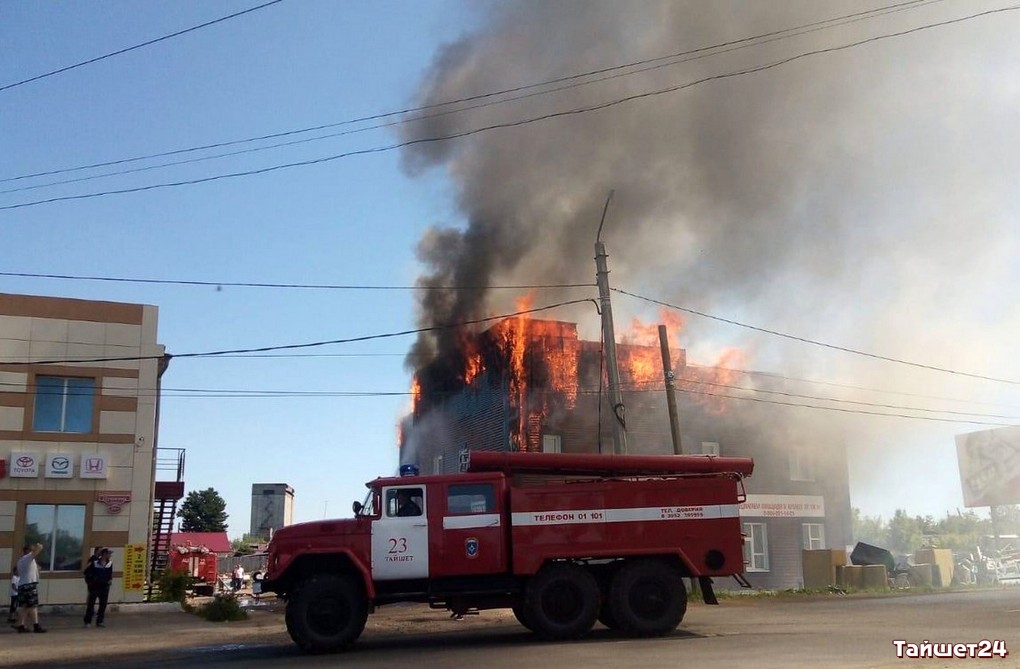 МЧС: Причиной пожара в кафе «ПушкинЪ» стало неосторожное обращение с огнём