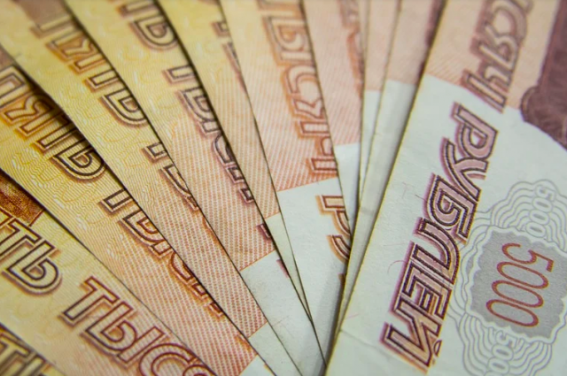 Иркутскую фирму оштрафовали на один млн рублей за подаренный коньяк
