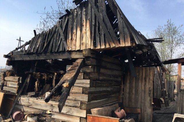 Серийных поджигателей домов разыскали в Иркутской области