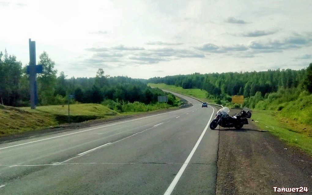 Мотоциклист из Московской области попал в больницу после ДТП в Тайшетском районе