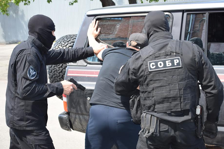 Правоохранители задержали группу наркосбытчиков в Иркутской области