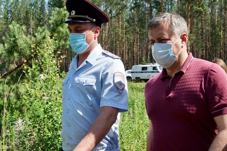 Игорь Кобзев посетил места незаконных лесозаготовок в Иркутском районе