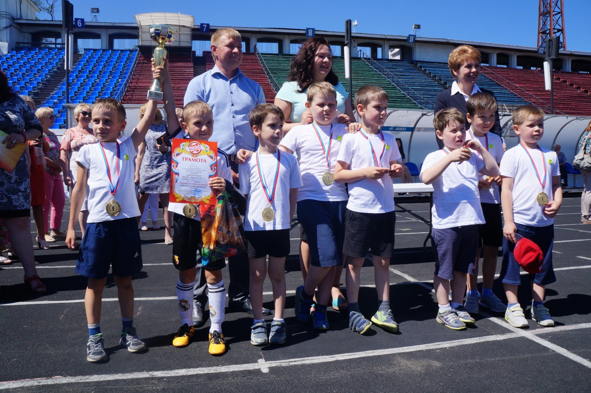 Команда детского сада №63 победила на чемпионате по футболу среди дошколят в Иркутске