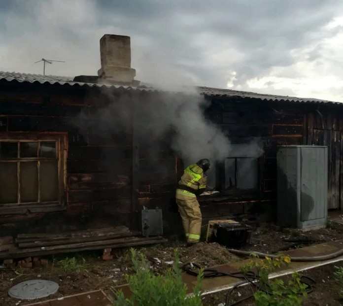 Утром 14 июля произошёл пожар на улице Новой в Тайшете