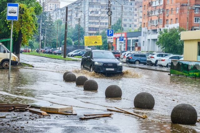 Спасатели предупреждают о ливнях и грозах в Иркутской области
