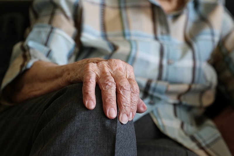Пенсионный фонд информирует о корректировке страховых пенсий работающим пенсионерам