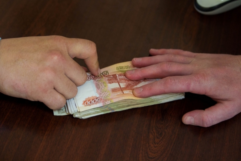 Пенсионные фонды не хотят выплачивать россиянам единовременные выплаты