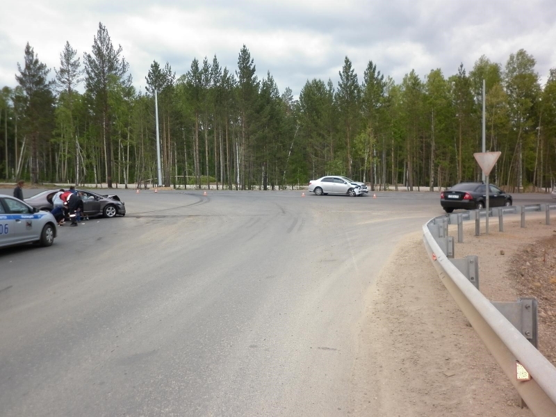 Шесть человек пострадало в результате ДТП на автодороге Иркутск-Листвянка