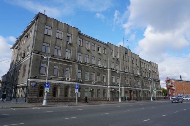 Недвижимость и землю на территории ИВВАИУ передали в собственность Иркутска
