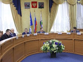 Более 50 предложений обсудили на комиссии по муниципальному законодательству и правопорядку в Думе Иркутска