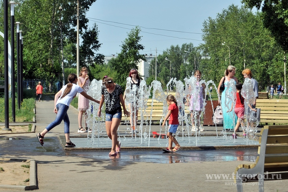 Мэрия: новый фонтан в Гидростроителе не включают на полную мощность, чтобы его не портили дети