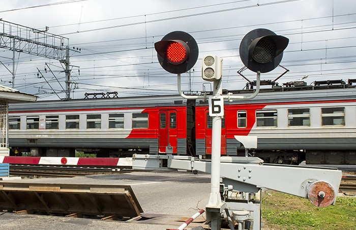 В Тайшете на один день ограничат проезд через железнодорожный переезд в Байроновке
