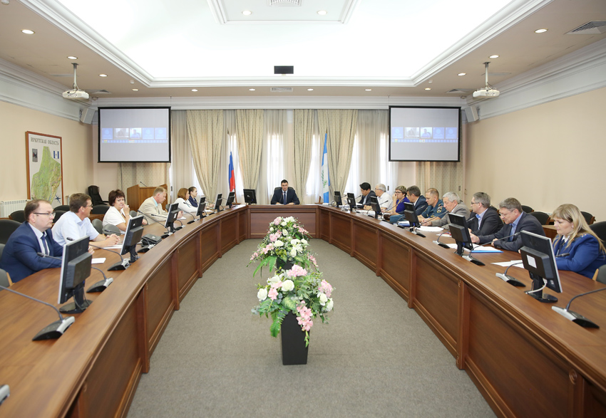 Подготовку к зиме затягивают 18 муниципалитетов Иркутской области