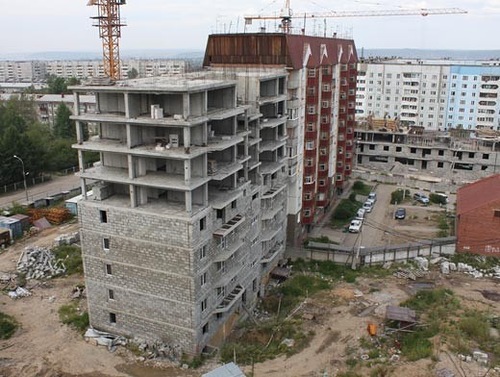 Детям-сиротам в Иркутске в текущем году не дадут ни квартир, ни участков