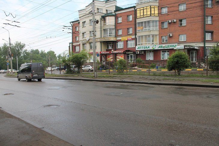 15 улиц в Правобережном округе Иркутска остались без электричества из-за аварии