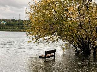В Иркутске затопило остров Юность