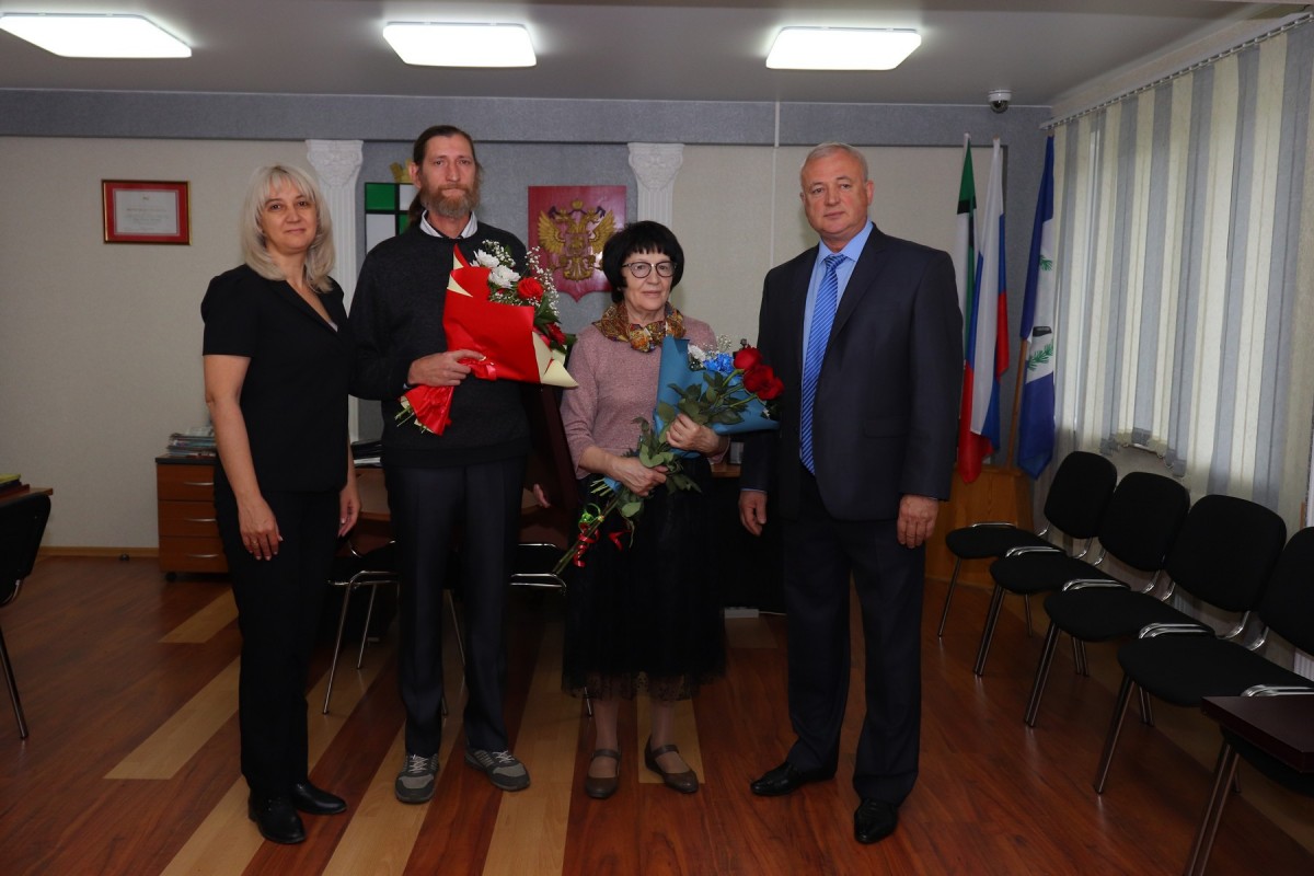 Два жителя Тайшета получили почётные грамоты Заксобрания Иркутской области