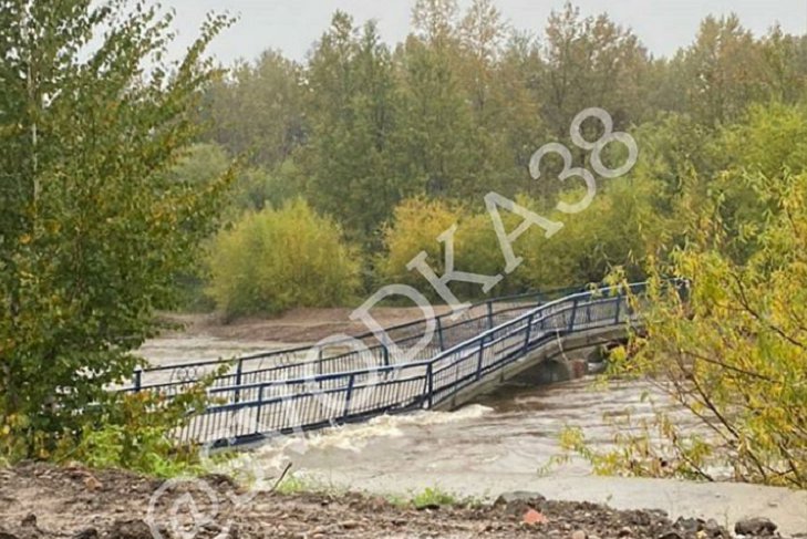 В Иркутске ликвидируют последствия разлива реки Ушаковки