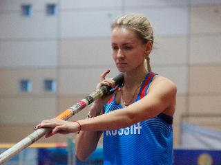 Командный чемпионат России по легкой атлетике: Алена Лутковская выиграла, мужская эстафета - бронза
