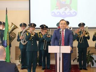 Леонид Фролов вступил в должность мэра Иркутского района