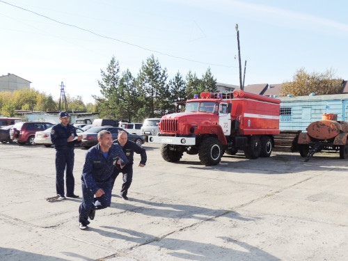 Пожарные из трёх районов собрались в Тайшете на приём зачётов