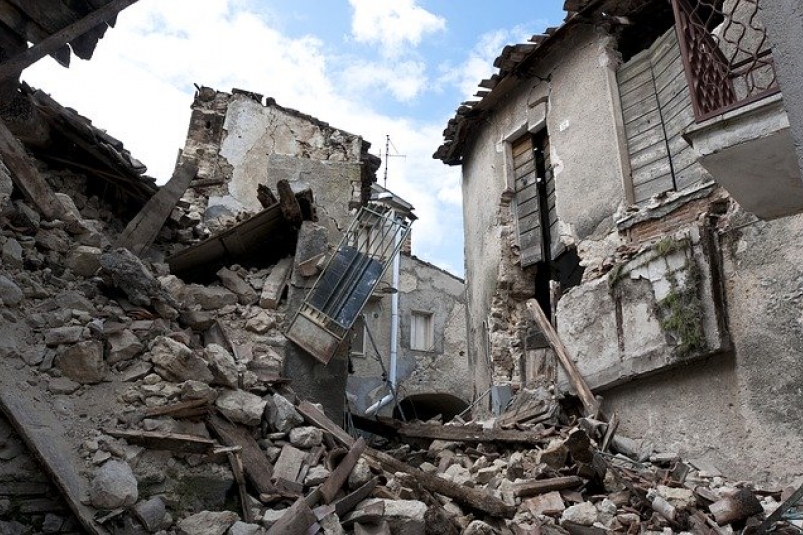 Школьный тест по ОБЖ: сможете ли вы спастись при землетрясении?