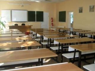 Власти закрыли на двухнедельный карантин школу в Листвянке