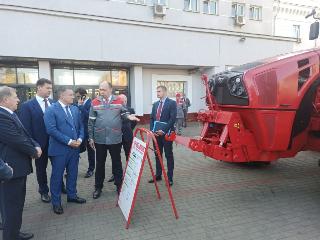 Иркутская область будет сотрудничать с Минским тракторным заводом