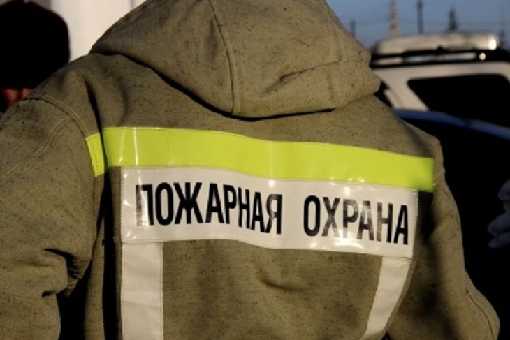 Годовалый ребенок пострадал при пожаре в жилом доме в Братске