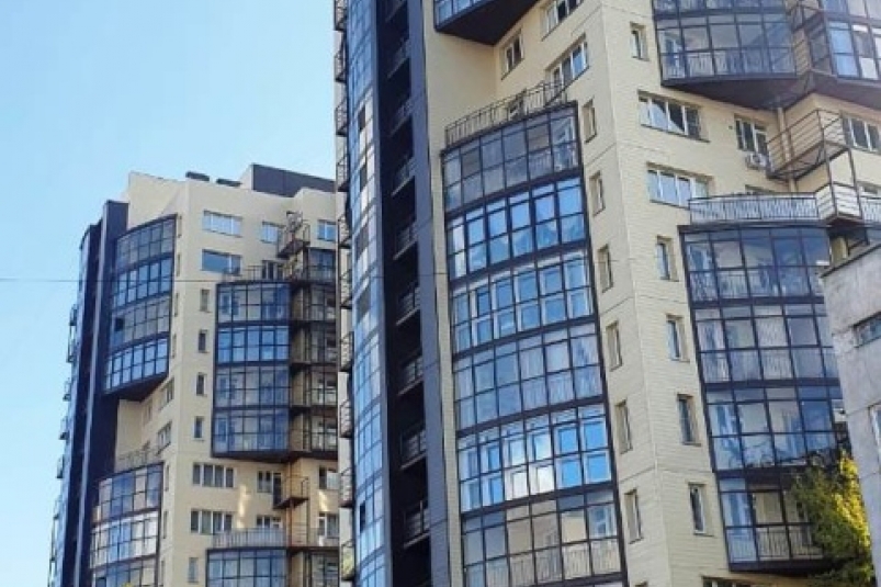 Сварщика оштрафовали за нарушение пожбезопасности в 17-этажном доме в Иркутске