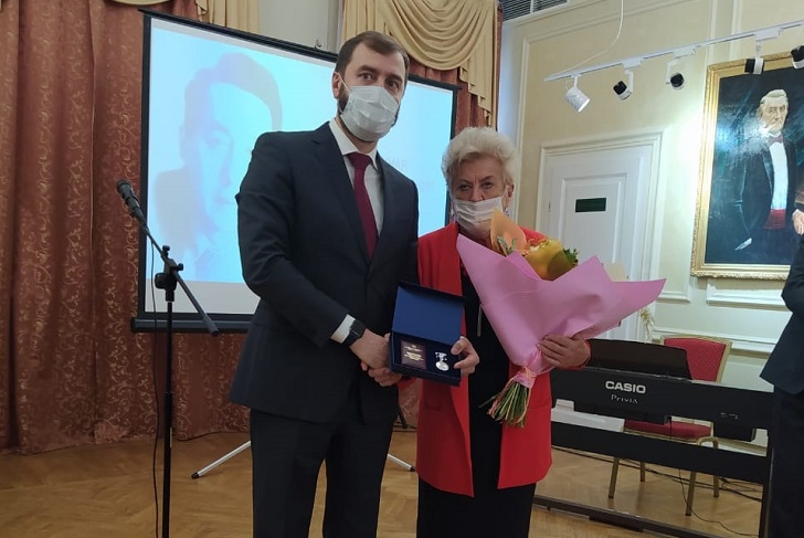 Церемония вручения почетного знака Юрия Ножикова «Признание» состоялась в Иркутске