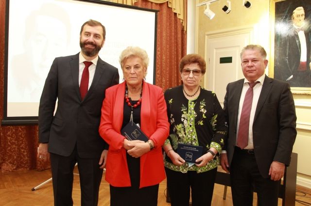Три жителя Приангарья получили почетный знак Юрия Ножикова «Признание»