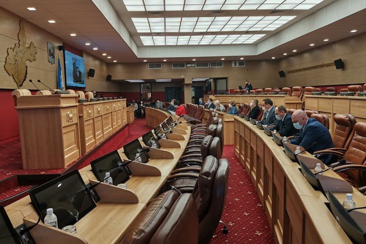 Заседание депутатского штаба при ЗС по коронавирусу: трансляция