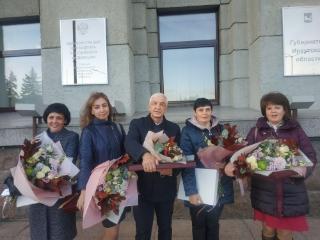 Сотрудникам Иркутского областного госпиталя ветеранов войн вручены награды Президента РФ за борьбу с COVID-19