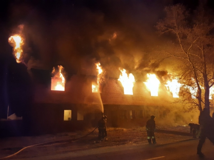 Пожар в здании бывшего хлебозавода произошел в Иркутской области