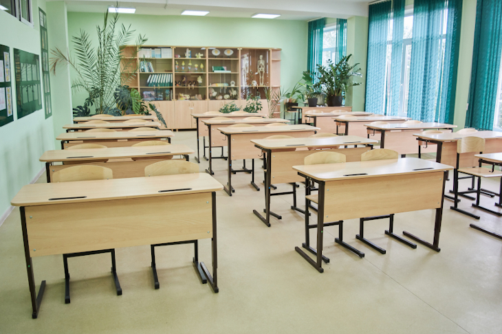 Школы Иркутска не планируют переводить на полное дистанционное обучение