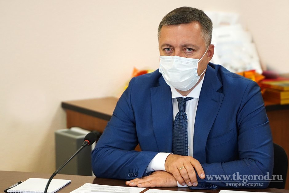 Губернатор Приангарья Игорь Кобзев призвал жителей области как никогда серьезно отнестись к угрозе заражения COVID-19