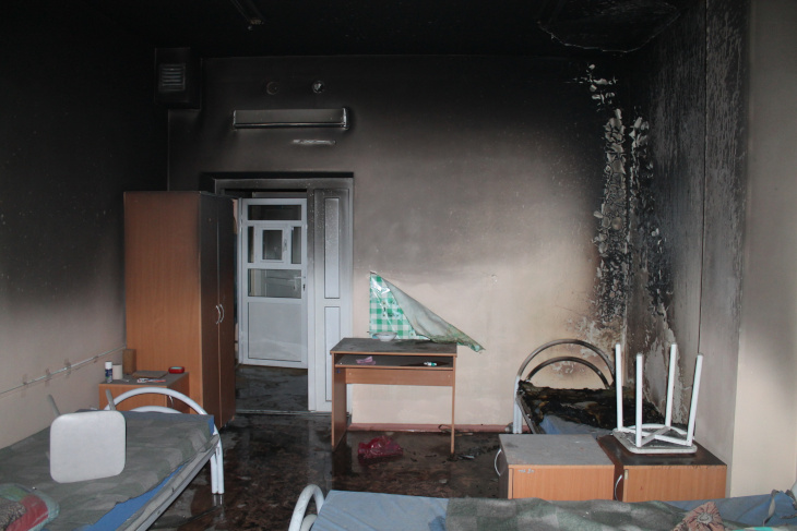 93 человека эвакуировали при пожаре в тубдиспансере в Усть-Ордынском