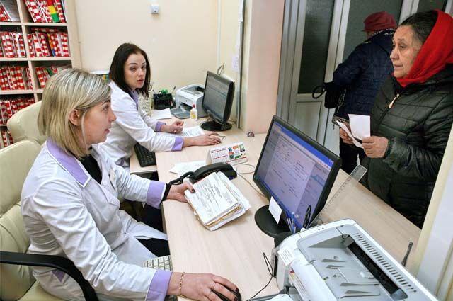 Иркутские студенты-медики помогут принимать звонки от заболевших
