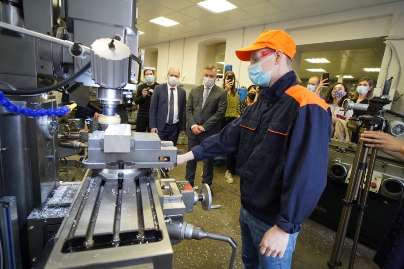 Новые мастерские открыли в Иркутском авиационном техникуме